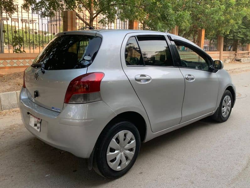 Toyota Vitz 4