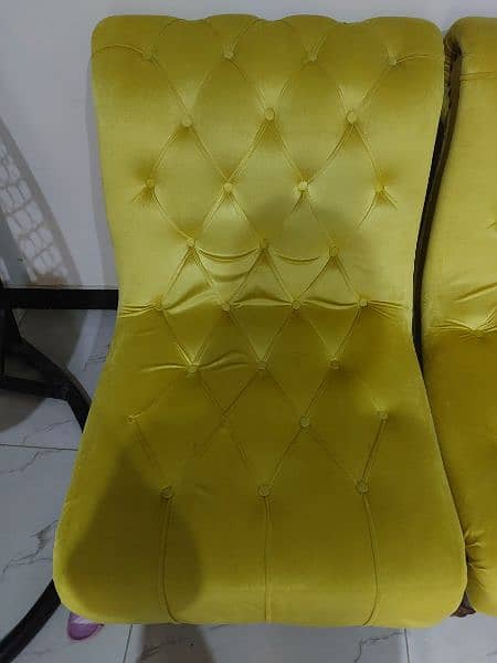 2 single seater sofa for sale 1