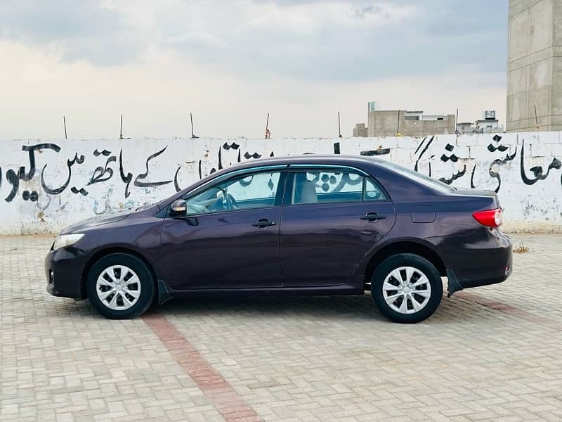 Toyota Corolla GLI 2012 4