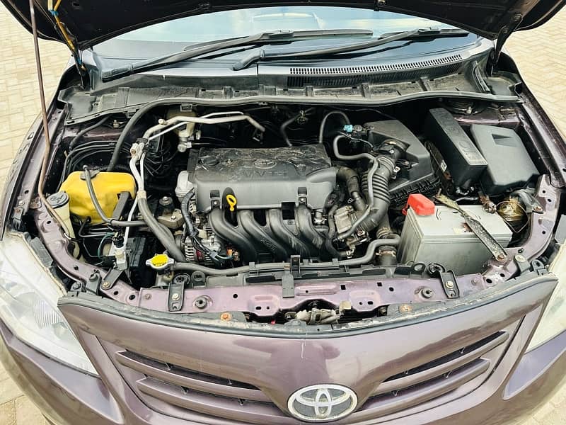 Toyota Corolla GLI 2012 14