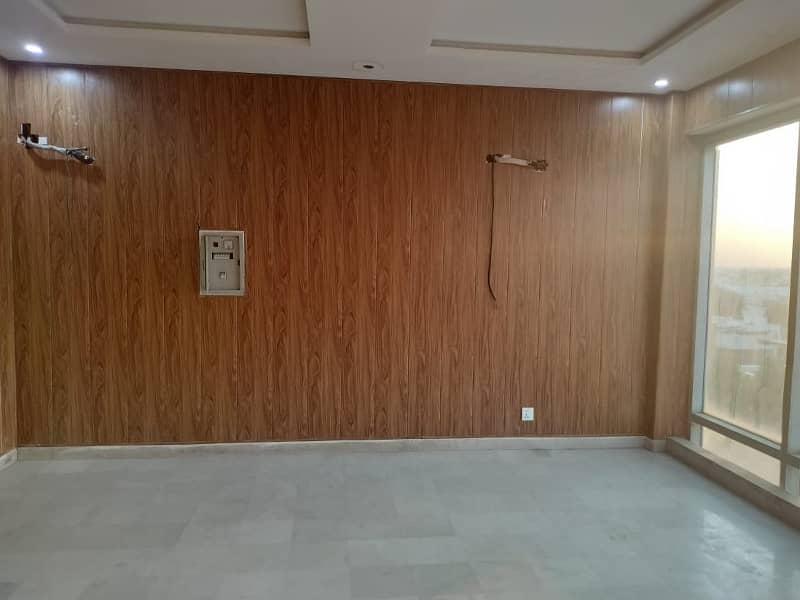 4 Marla 4th Floor For Rent With Lift In DHA Phase 5,Block CCA. ,Pakistan,Punjab,Lahore 0