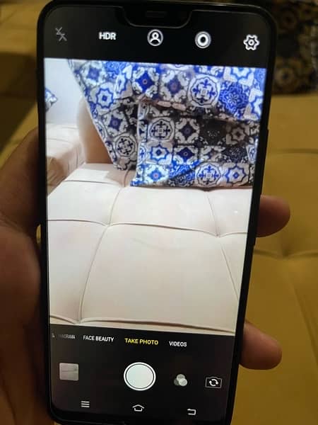 vivo y83 4/128  only phone no opne 7