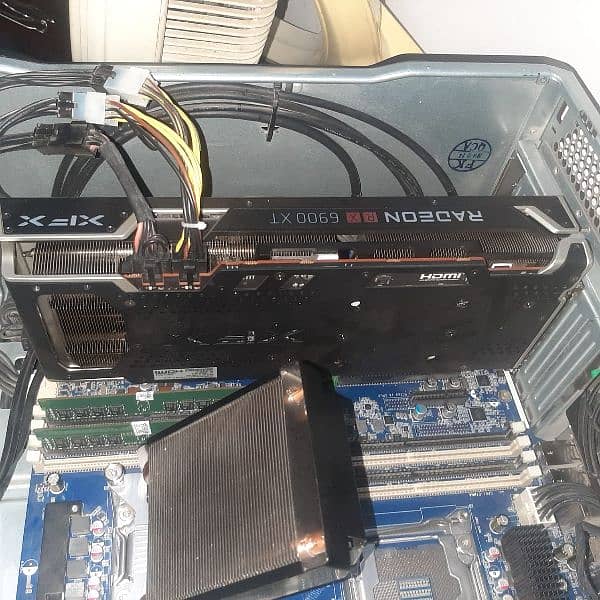 AMD RADEON 6900XT - 16GB -XFX 2