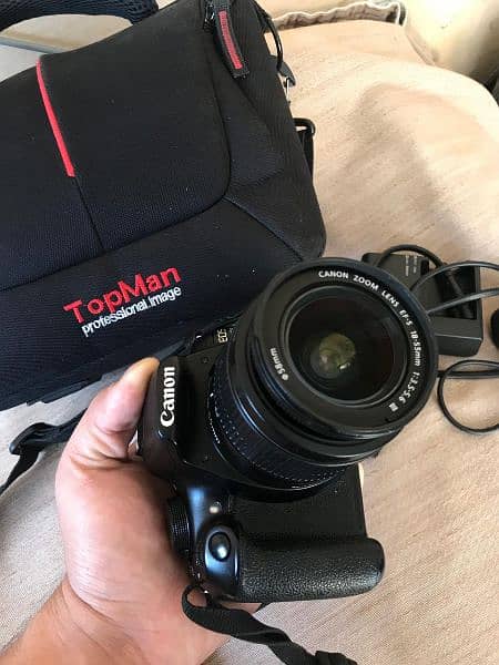 Selling Cannon 1200D Lush with Cannon 18 55mm lens Complete set 4