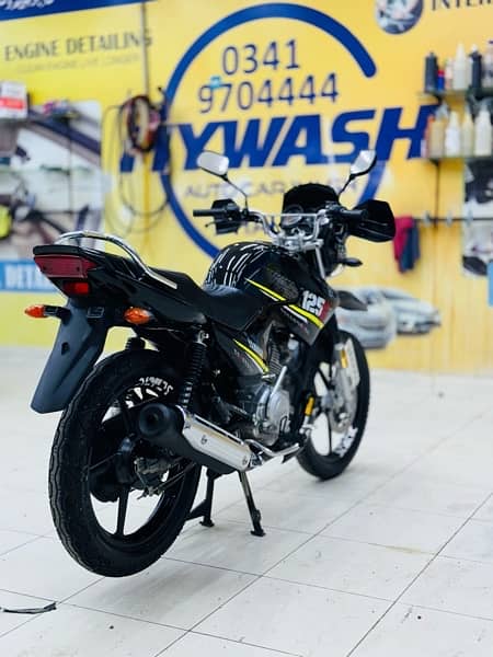 * *Yamaha YBR 125G Model 2022* 1