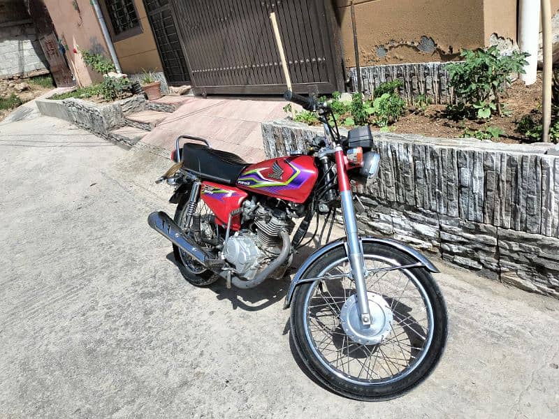 Honda 125 . original condition 18