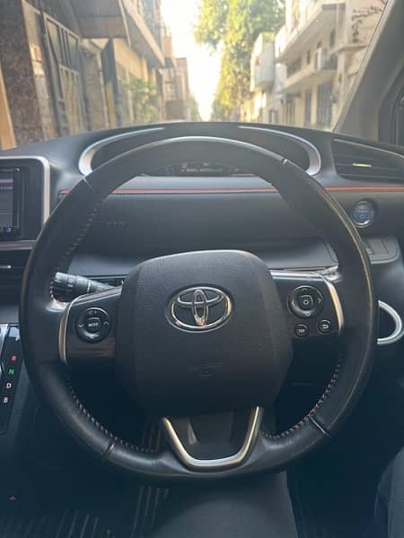 Toyota Sienta 2018 3