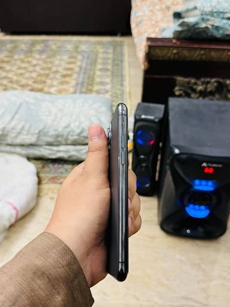 Iphone 11 pro Black 64gb Factory Unlock 2