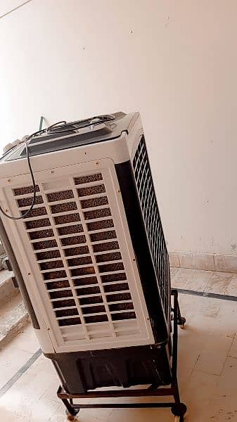 NEW Condition Air Coolar For Sale Urgent 1