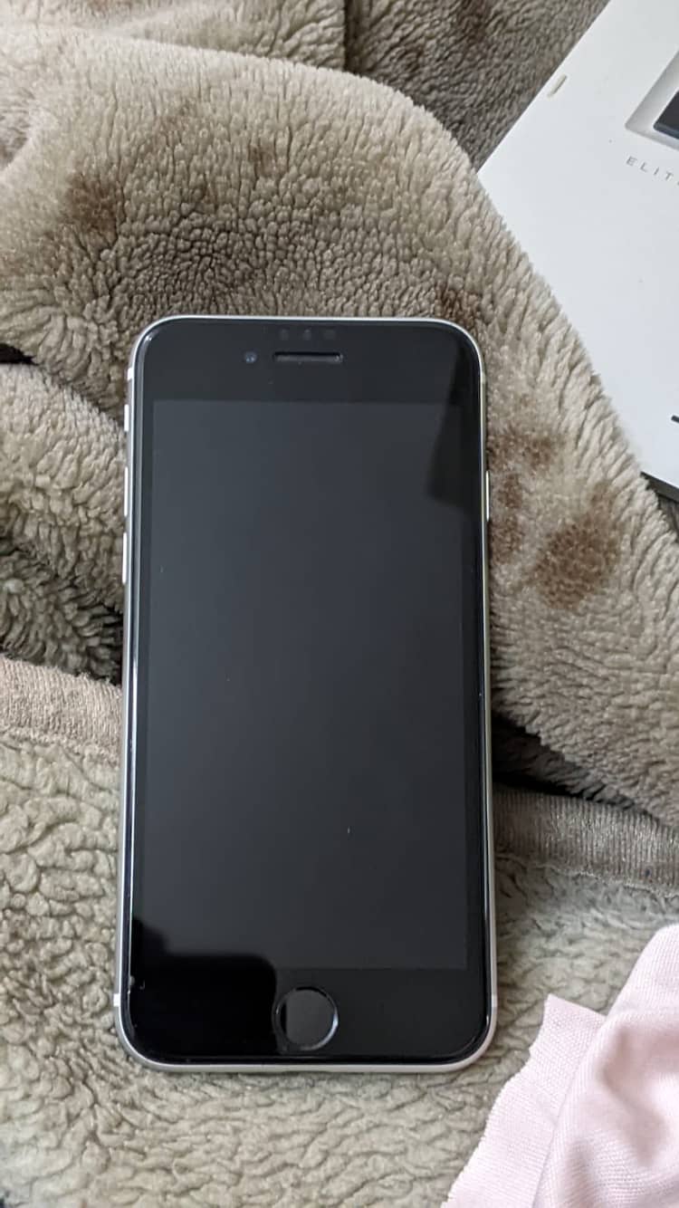 Iphone SE 2020 5