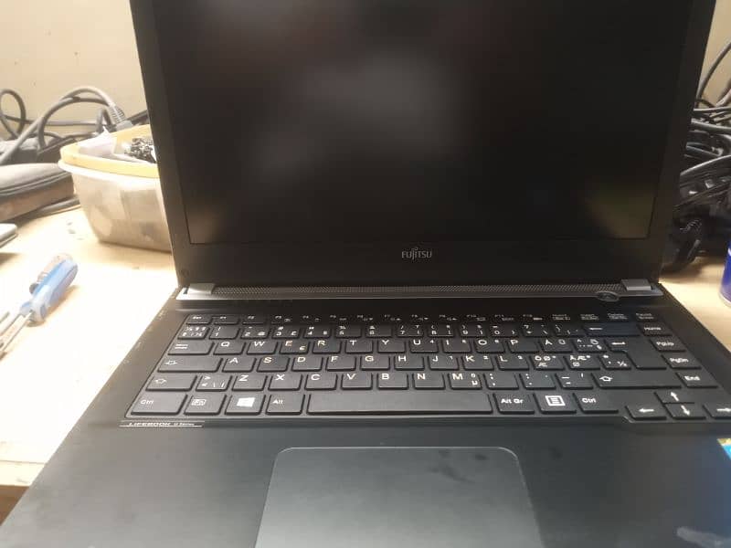 fujitsu laptop 3