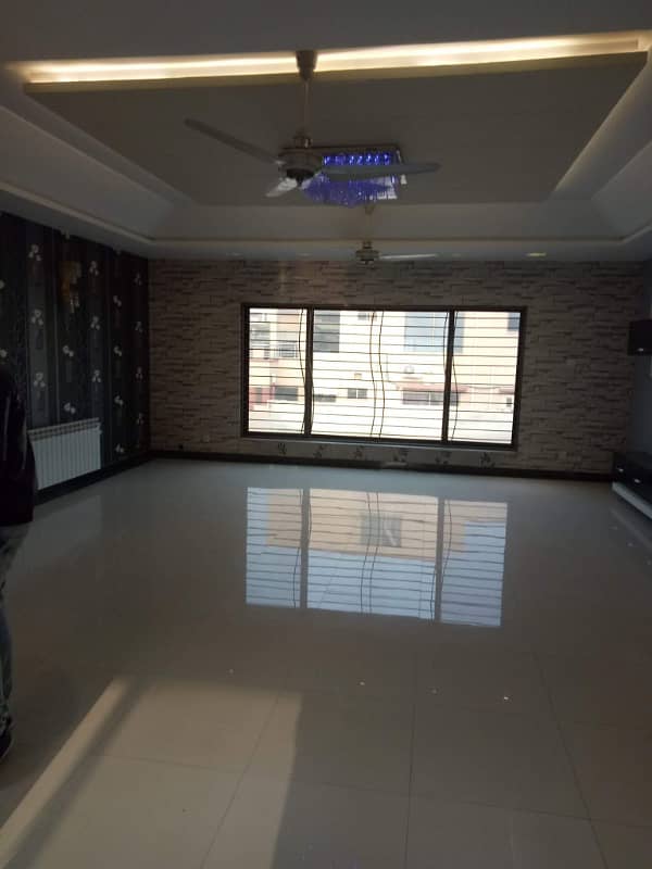 3 Bedroom Ground Portion 1 Kanal Islamabad G 13 Available 1 Servant Room 20