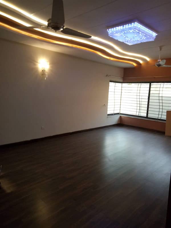 3 Bedroom Ground Portion 1 Kanal Islamabad G 13 Available 1 Servant Room 31