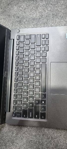 Dell Latitude 7400 Laptop Condition 10/10 6