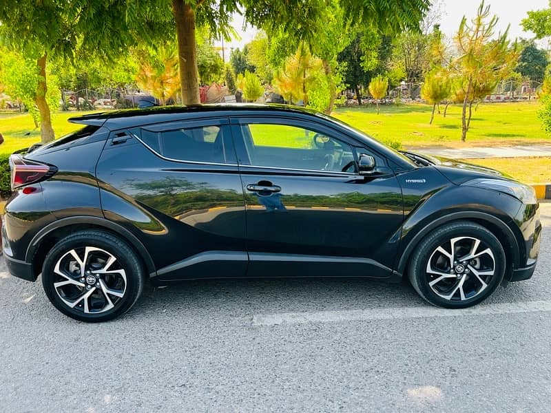 Toyota C-HR 2017 5