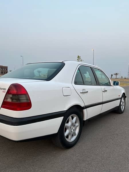 Mercedes Benz C Class Classic 6