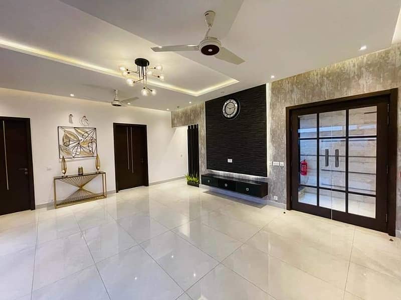 One Kanal House Is Available For Sale In DHA Phase 6 Lahore 9
