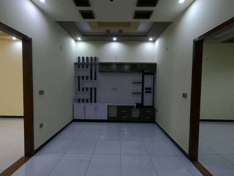 Brand New House 120 Sq. Yd. Ground+1 For Sale At Sector Q-3 Gulshan-E-Maymar 4