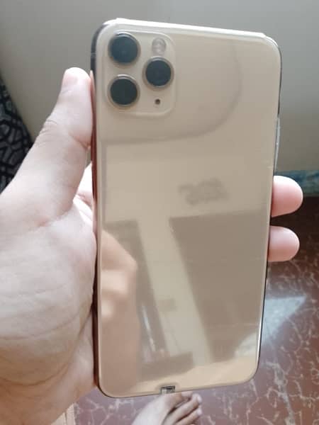 iPhone 11 Pro Max 1