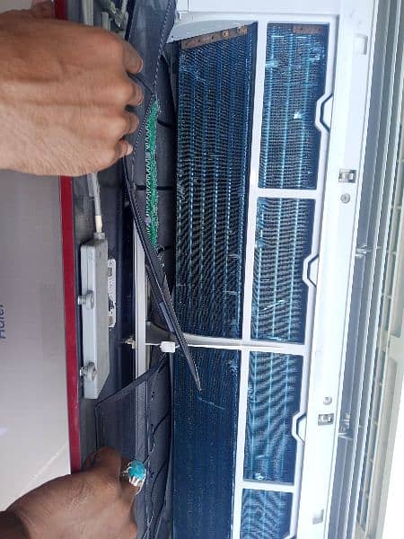 Haier Air conditioner Ac 1.5 Ton For Urgent Sale All Ok 3