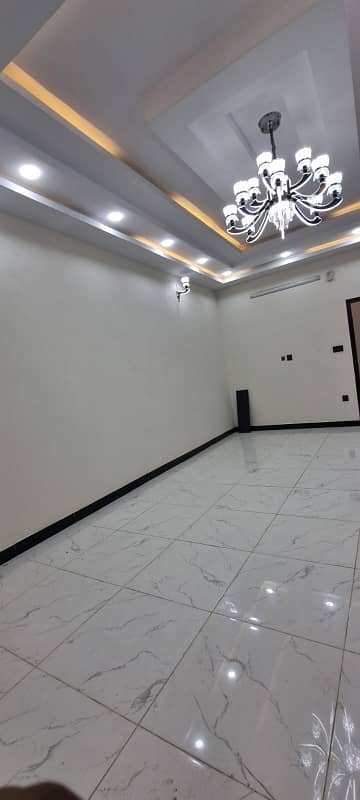 LUXURY PORTION AVAILABLE FOR SALE AT PRIME LOCATION OF NORTH NAZIMABAD 8
