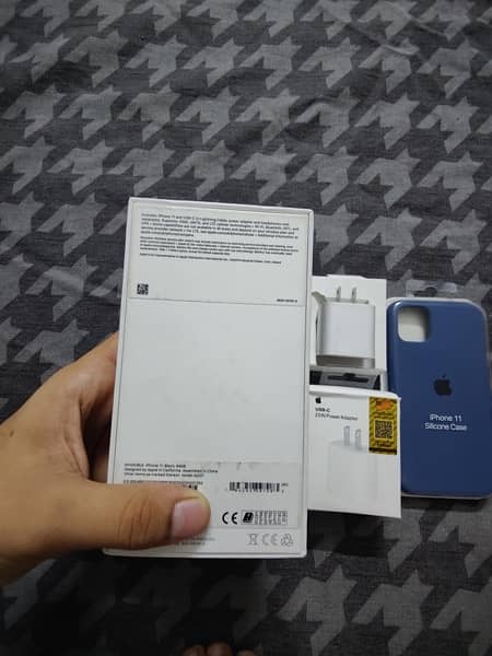 IPhone 11 Factory unlock 5