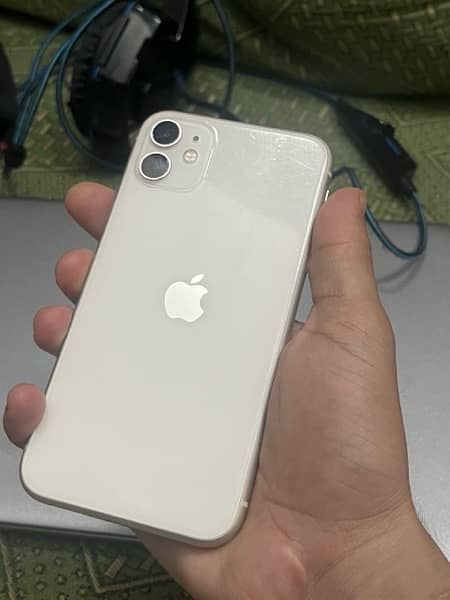 iPhone 11 64gb 4