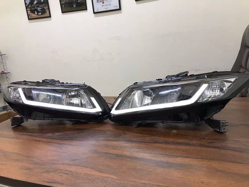 Honda rebirth Custom Headlights 0