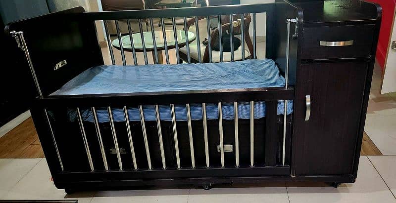 Baby/Kids Bed with Drawers/Mattress  in Good Condition 0