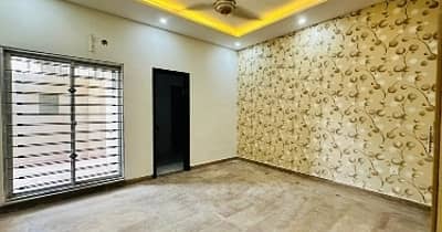 10 Marla Flat for sale in Paragon City Imperial Block 6