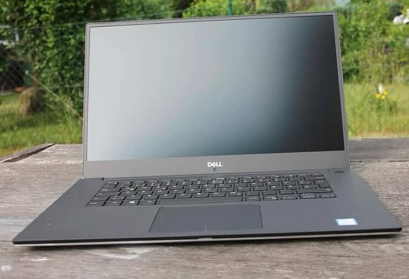 DELL PRECISION 5520 -CORE I7 7th Gen HQ (16/512/4gb Graphics) 0