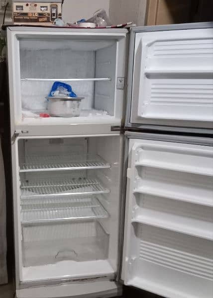 Dawlance refrigerator for sale 3