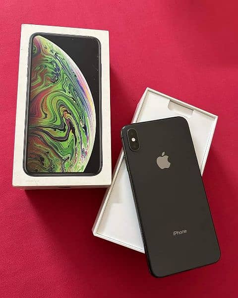 IPhone xs max factory unlock for sale 0