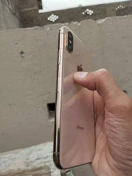 iphone xs NON PTA for sale 5