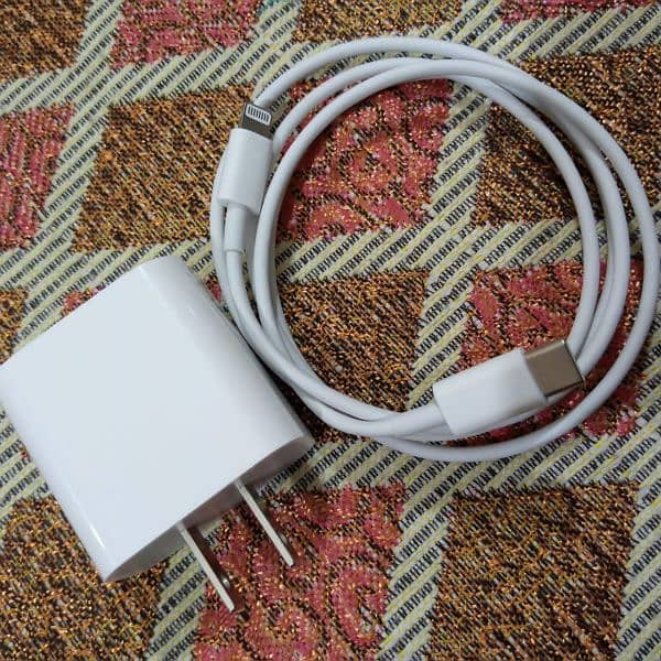 iphone 14pro max Charger Cable 20watt new genuine with warranty 2