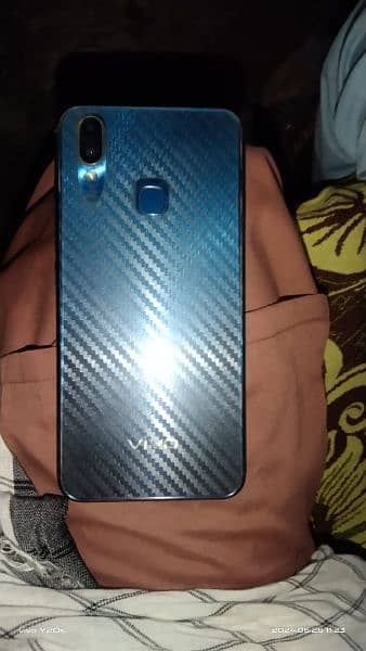 vivo y11 good condition achi halat m 1