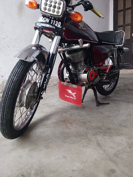 Honda cg 125 for sale in Sargodha 9 number chongi 19