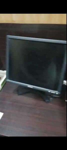 Solid Computer tables for Sale 1