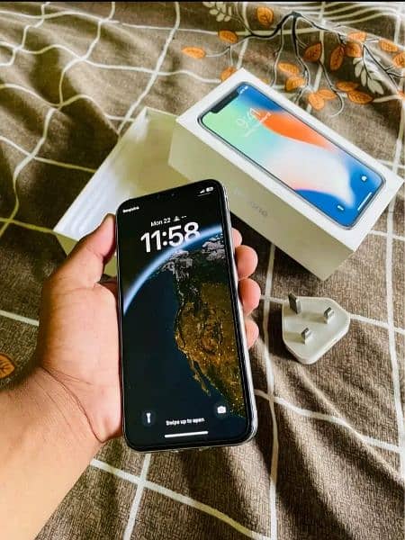 iphone x with complete box 0336-2457552 whatsapp number 3