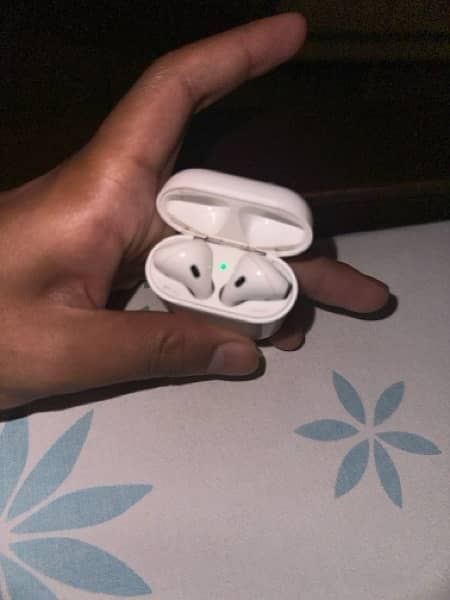 apple airpods 2 2