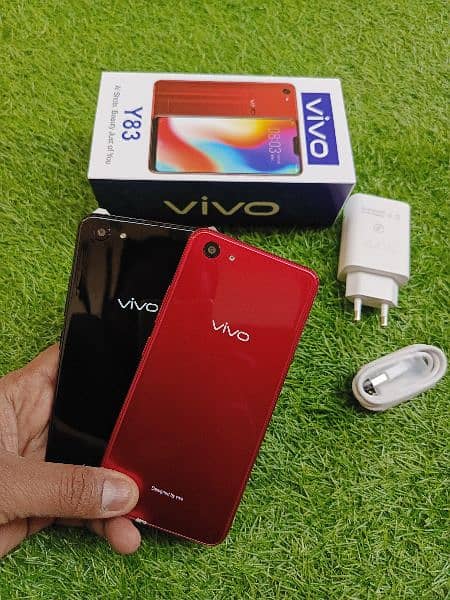 Vivo Y83 6/128 dual sim (face id ok) (box or charger)10/10 0