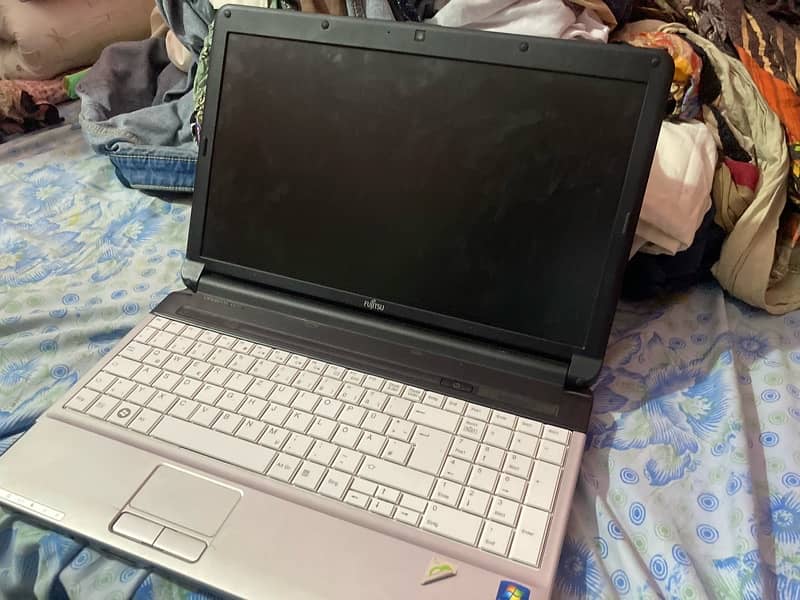 Fujitsu Core i3 2nd Generation Laptop 1