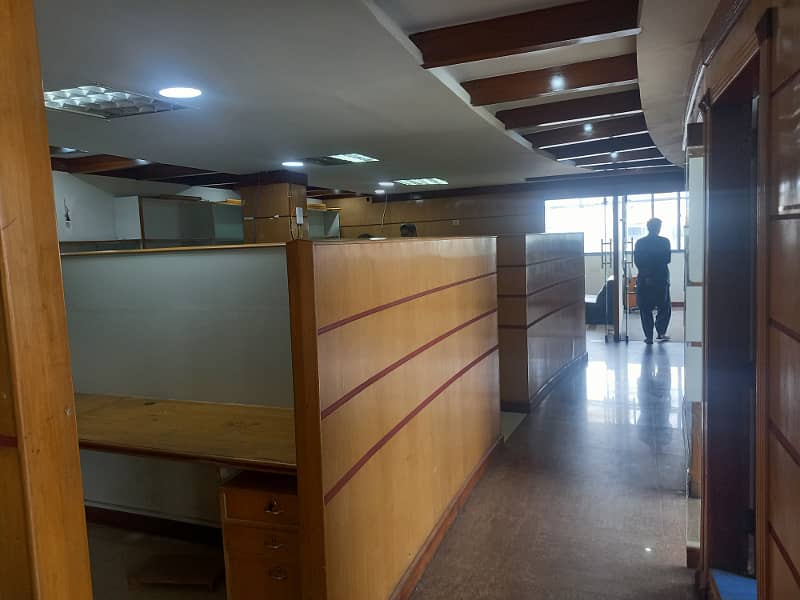 Blue Area Office 3200 Square Feet Jinnah Avenue For Rent 2