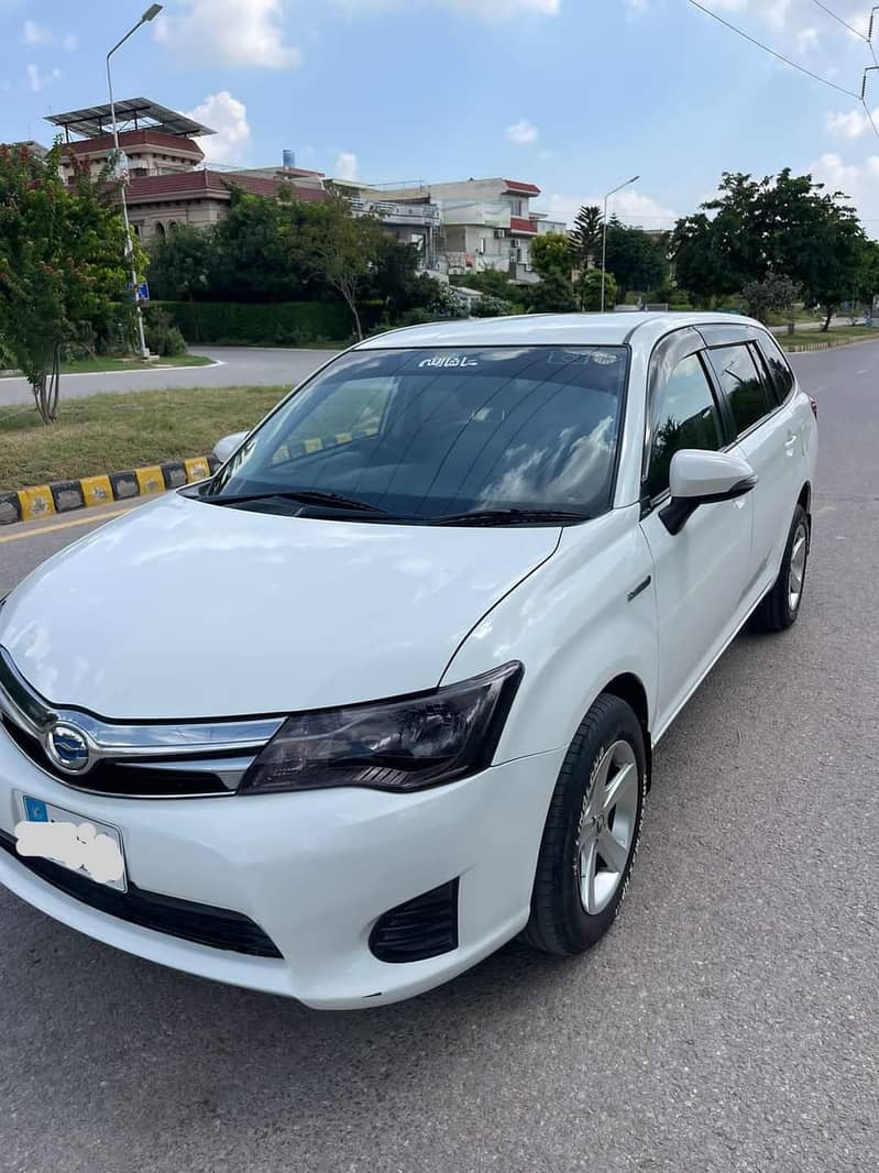 Toyota Corolla Fielder Hybrid 2014 - Imported, Excellent Condition 5