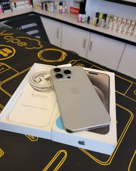 Iphone 15 pro Factory Unlock with box natural titanium 2