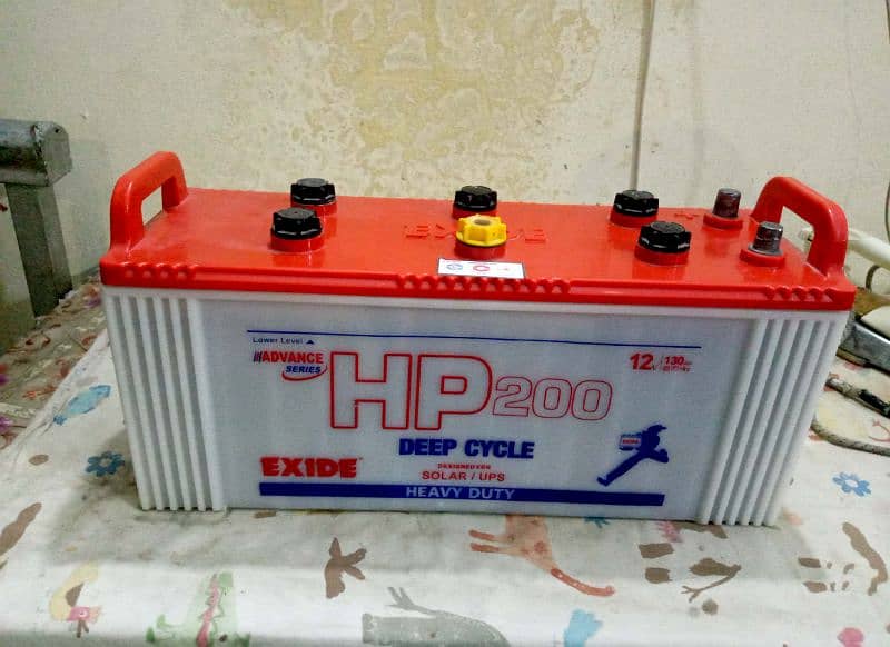 UPS 1000 watts Exide hp 200 battry 10/10 3