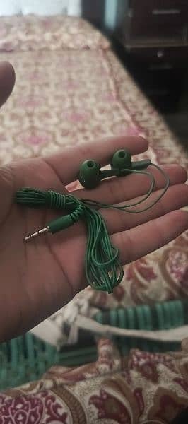 Headphones 03178940760 1