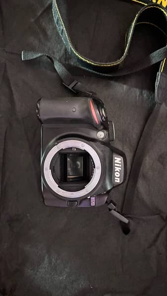Nikon D3200 (With Nikon 18-55mm Lens) 1