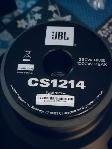 JBL 100% ORGINAL cs 1214
With 1000 watts of peak power 11