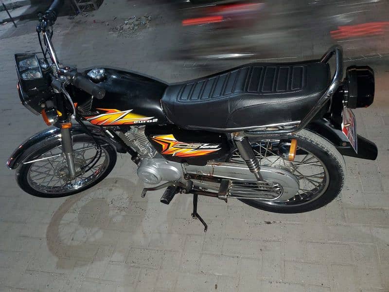 Honda 125 2021 model all Punjab no for sale Whatsapp 03165776834 6